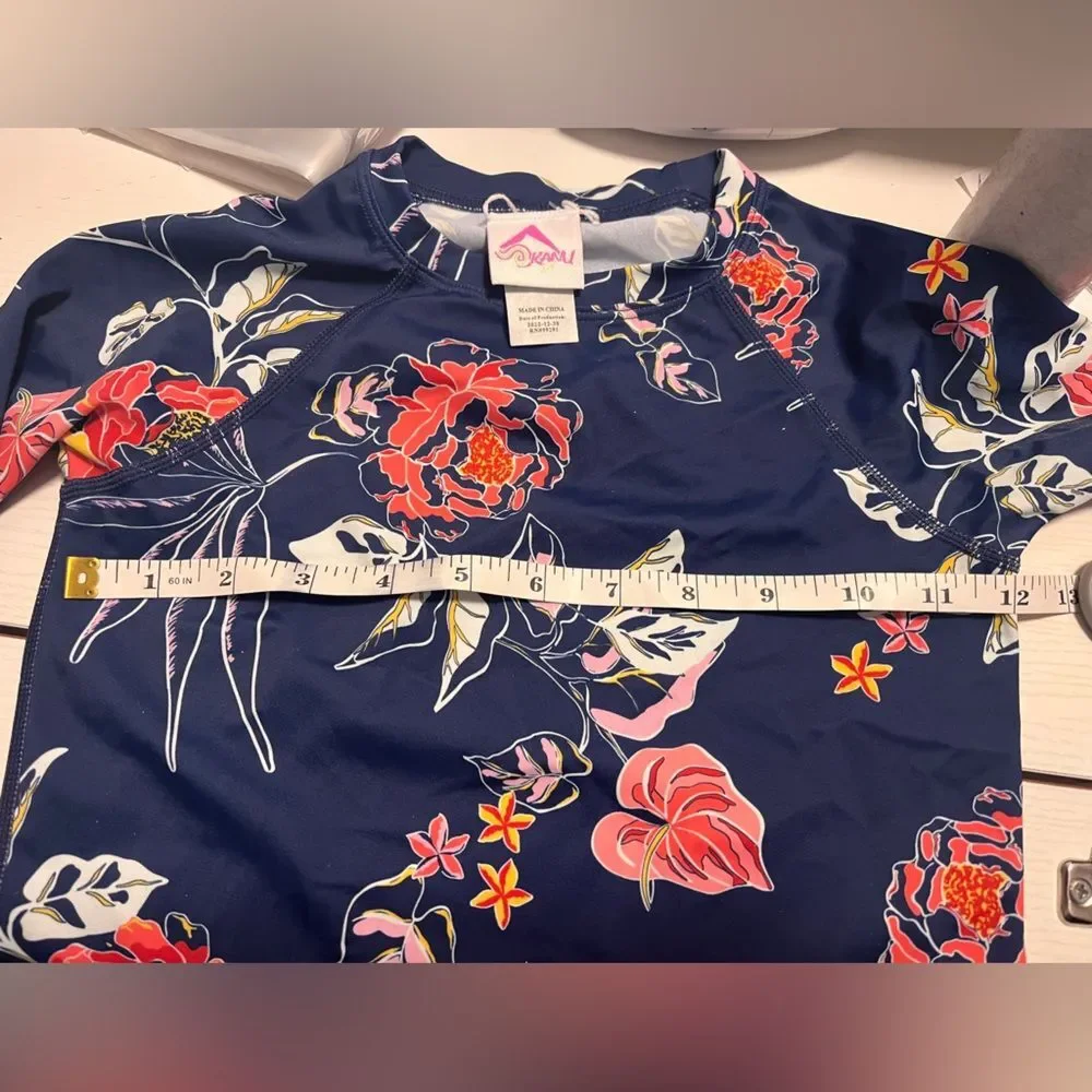 Kanu Surf Girls Long Sleeve Rashguard Sz 8